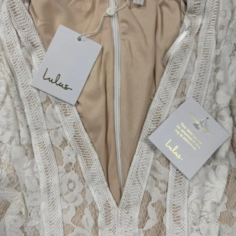 NWT Lulus This Moment in Time White Lace Ruffled Maxi Dress - Picture 6 of 9